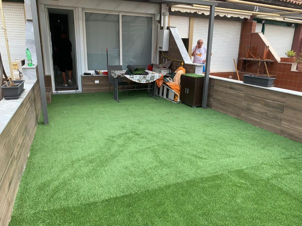 Le Rocce Nere Aparthotel Giardini Naxos Exteriör bild